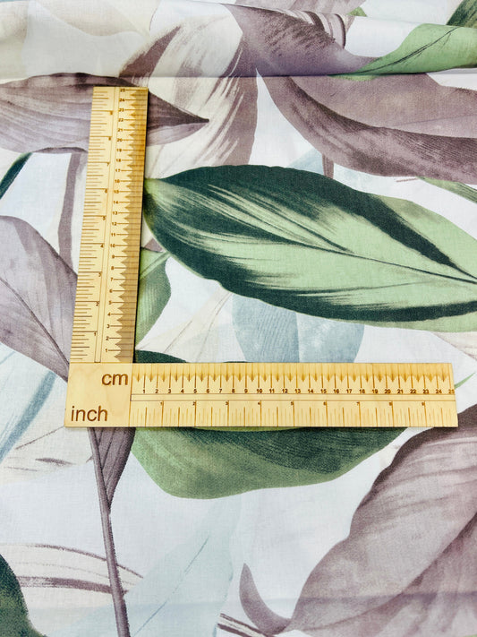 100% Cotton fabric - grey and green leaves 125 g/m²