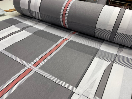 100% Cotton fabric - checked 220cm 146 g/m²