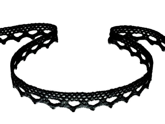 Attēls ar 100% Kokvilnas mežģīne 1,1 cm - melna – pieejams Šarlotes audumi