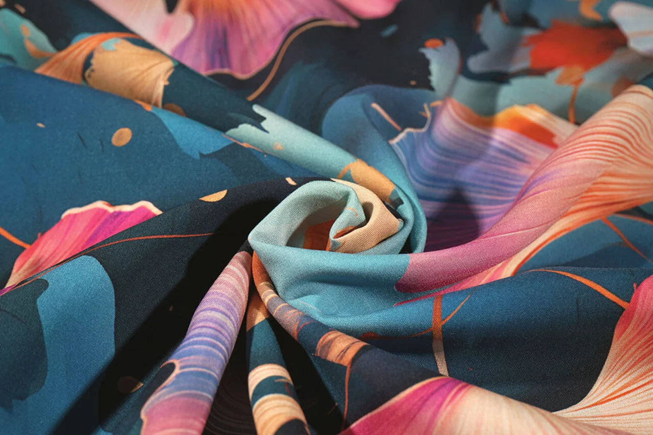 100% Viscose fabric - angel trumpet motif 95 g/m²