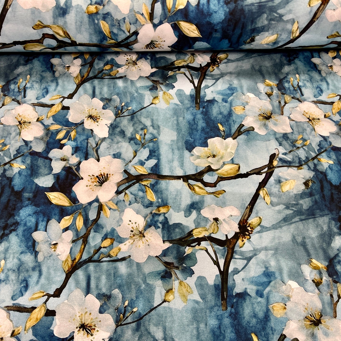Kokvilnas cilpiņtrikotāža-sakuras 260 g/m²