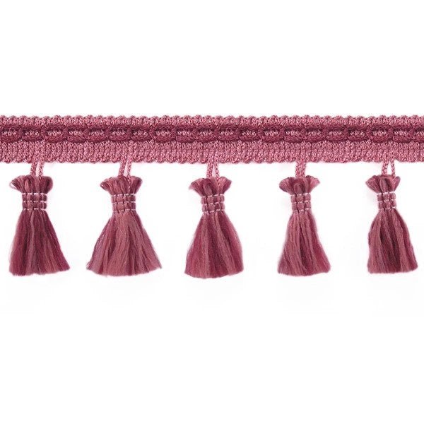 Image d’un ruban à franges avec pompons 55 mm - vieux rose – disponible chez Šarlotes audumi