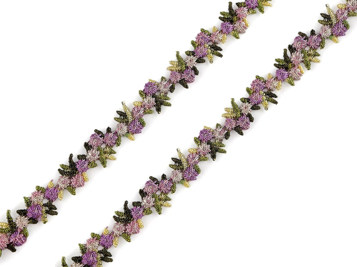 Image of decorative ribbon with 3D flowers – light purple, 15 mm – available online at Šarlotes audumi