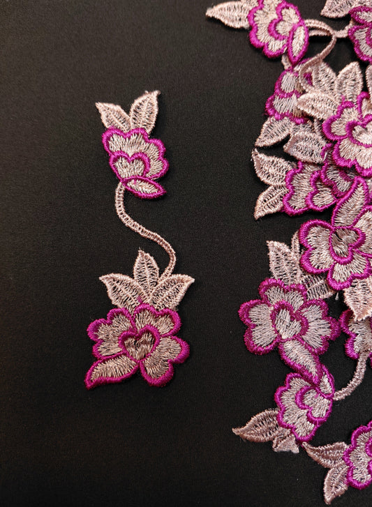 Image avec écusson/couture 10 x 3 cm – disponible chez Šarlotes audumi