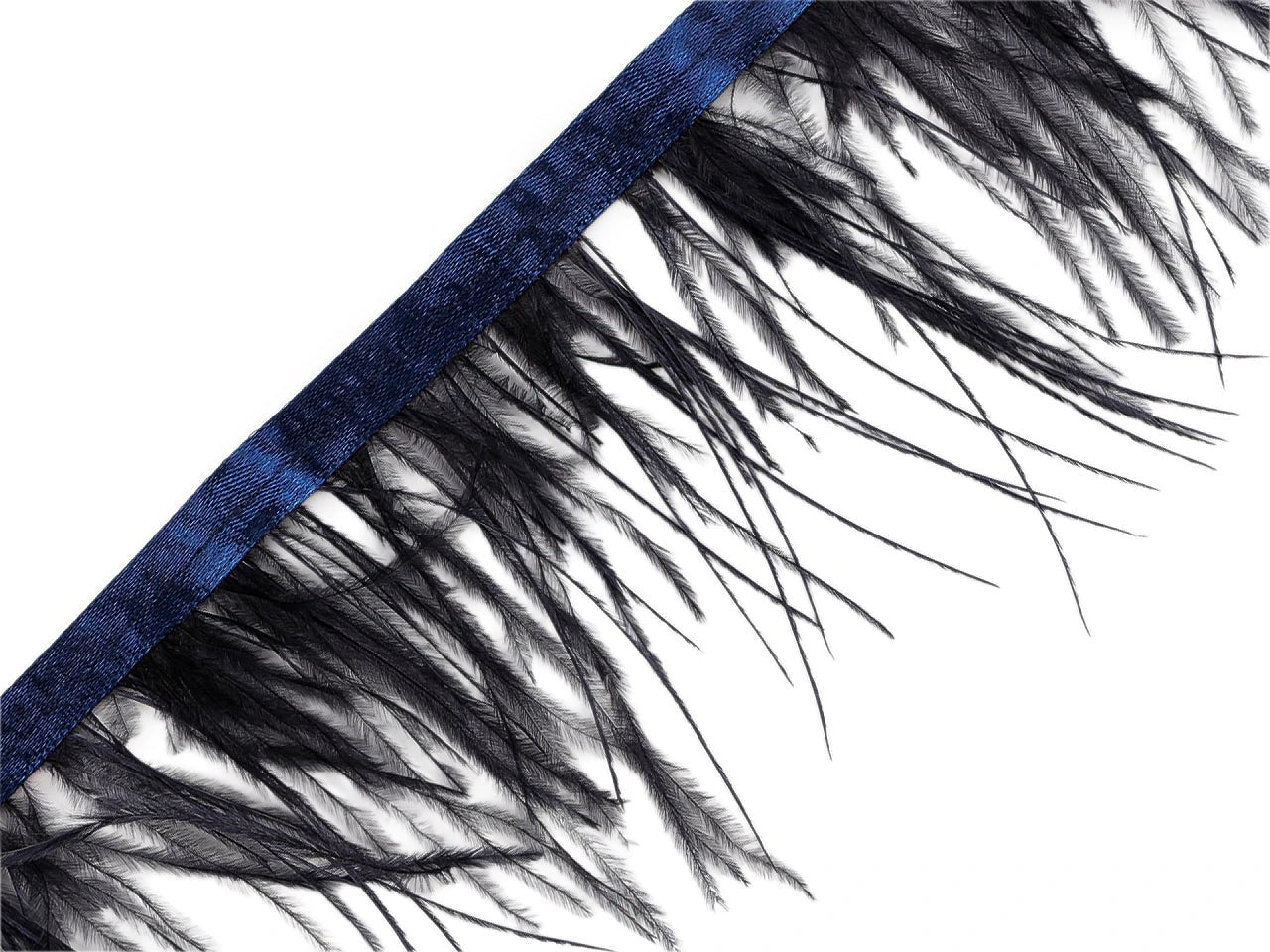Bande de finition en plumes de marabout bleu foncé (lot de 50 cm) – disponible en ligne chez Šarlotes audumi