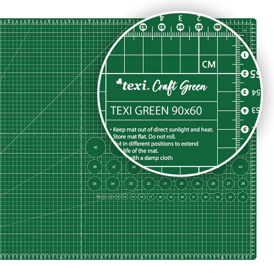 Image du tapis de coupe 90 x 60 cm - vert – disponible chez Šarlotes audumi