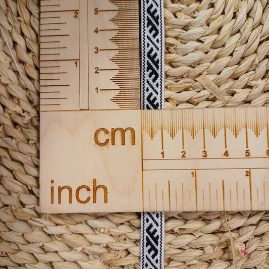 Traditionelles Band, Gürtel Ūsiņš 12mm-weiß-LV