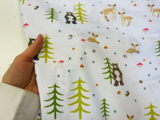 100% Cotton fabric-animals in fir trees 130 g/m²