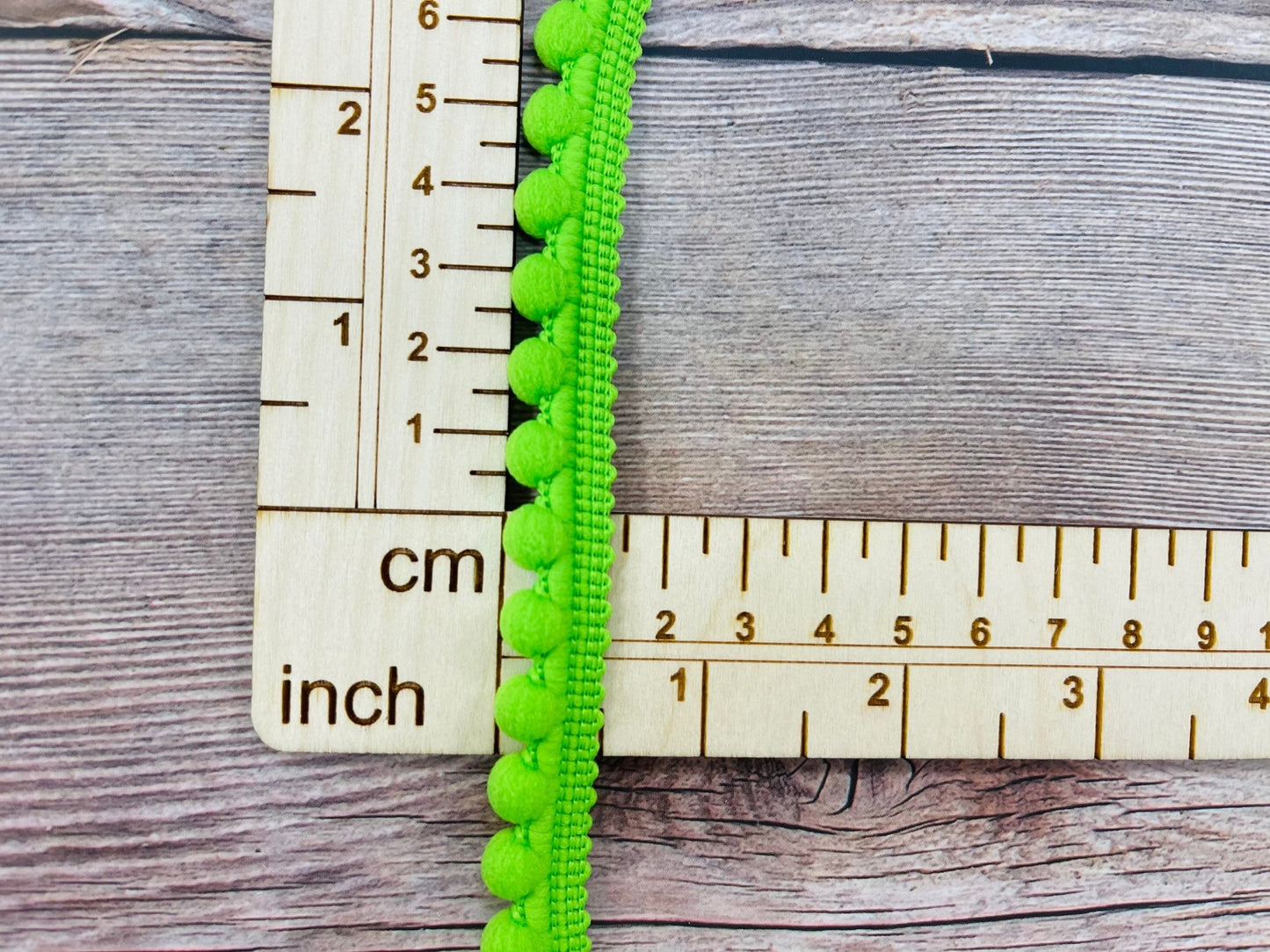 Pom-Pom-Band 12 mm grün