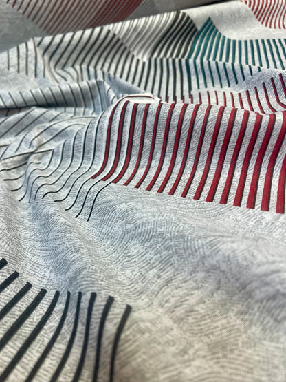 Image of 100% cotton fabric with a checkered line pattern, 220 cm – available online at Charlotte Fabrics