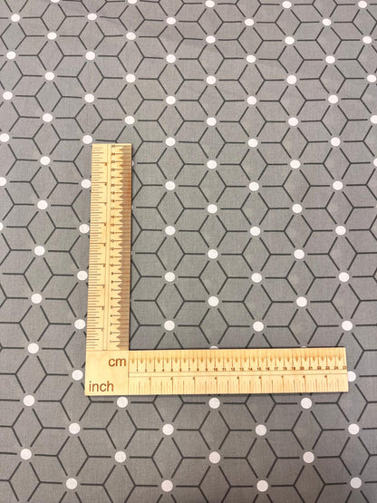 Image with 100% cotton fabric - grey geometric pattern 125 g/m² – available at Šarlotes audumi