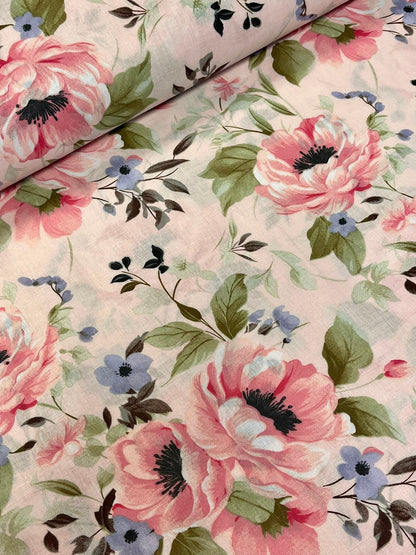 Image du tissu 100 % coton - pivoines 125 g/m² – disponible chez Šarlotes audumi