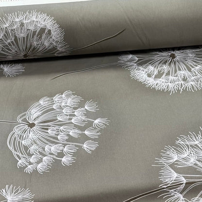 Image avec tissu 100 % coton - duvet de pissenlit 220 cm 146 g/m² – disponible chez Šarlotes audumi