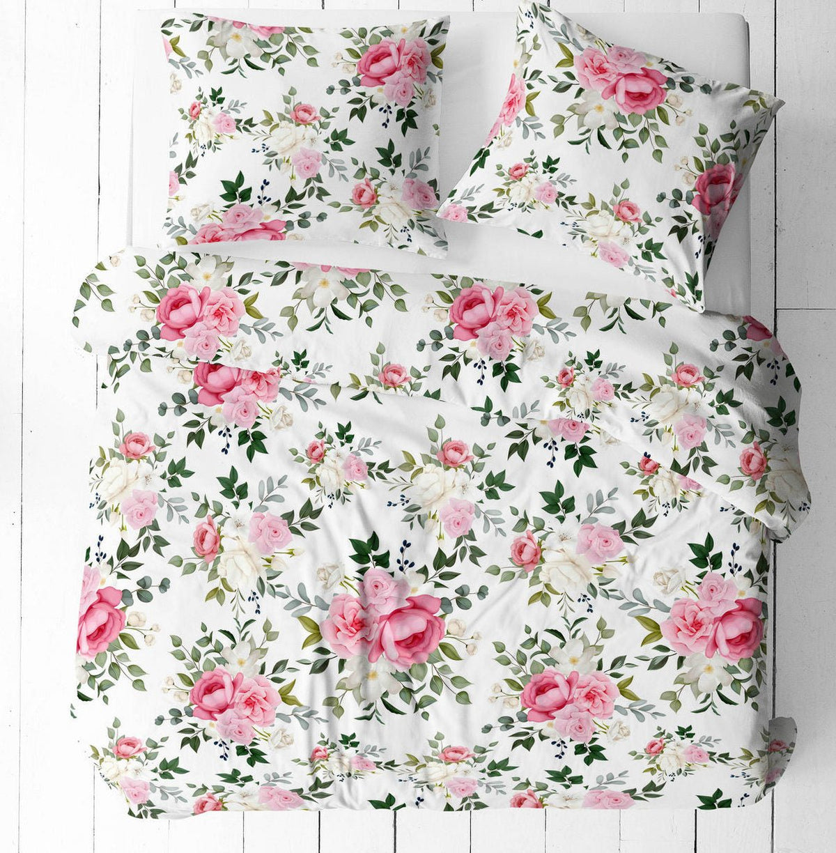 Image of 100% cotton fabric with pink roses – available online at Šarlotes audumi