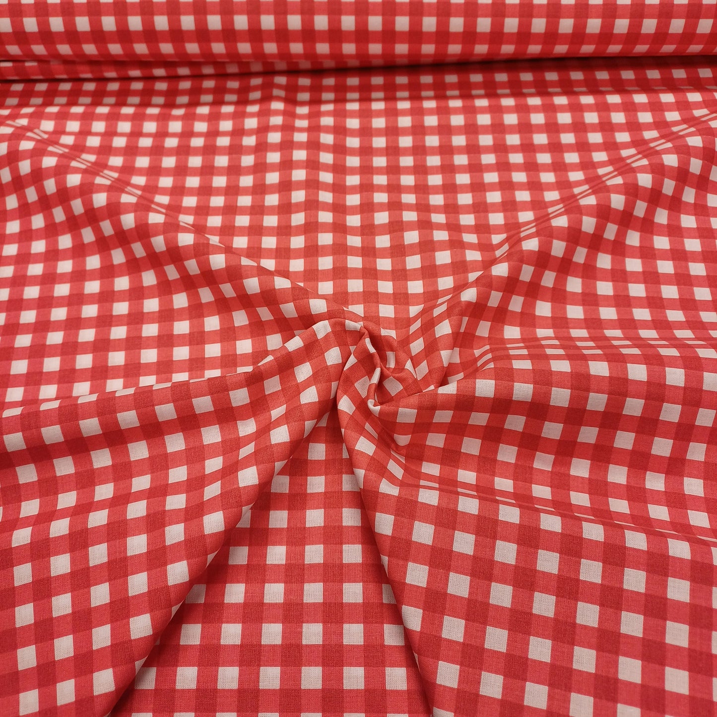 100% Cotton fabric - red plaid 130 g/m²
