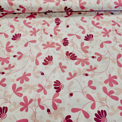 100% Cotton fabric - flowers and leaves on a white background 125 g/m²