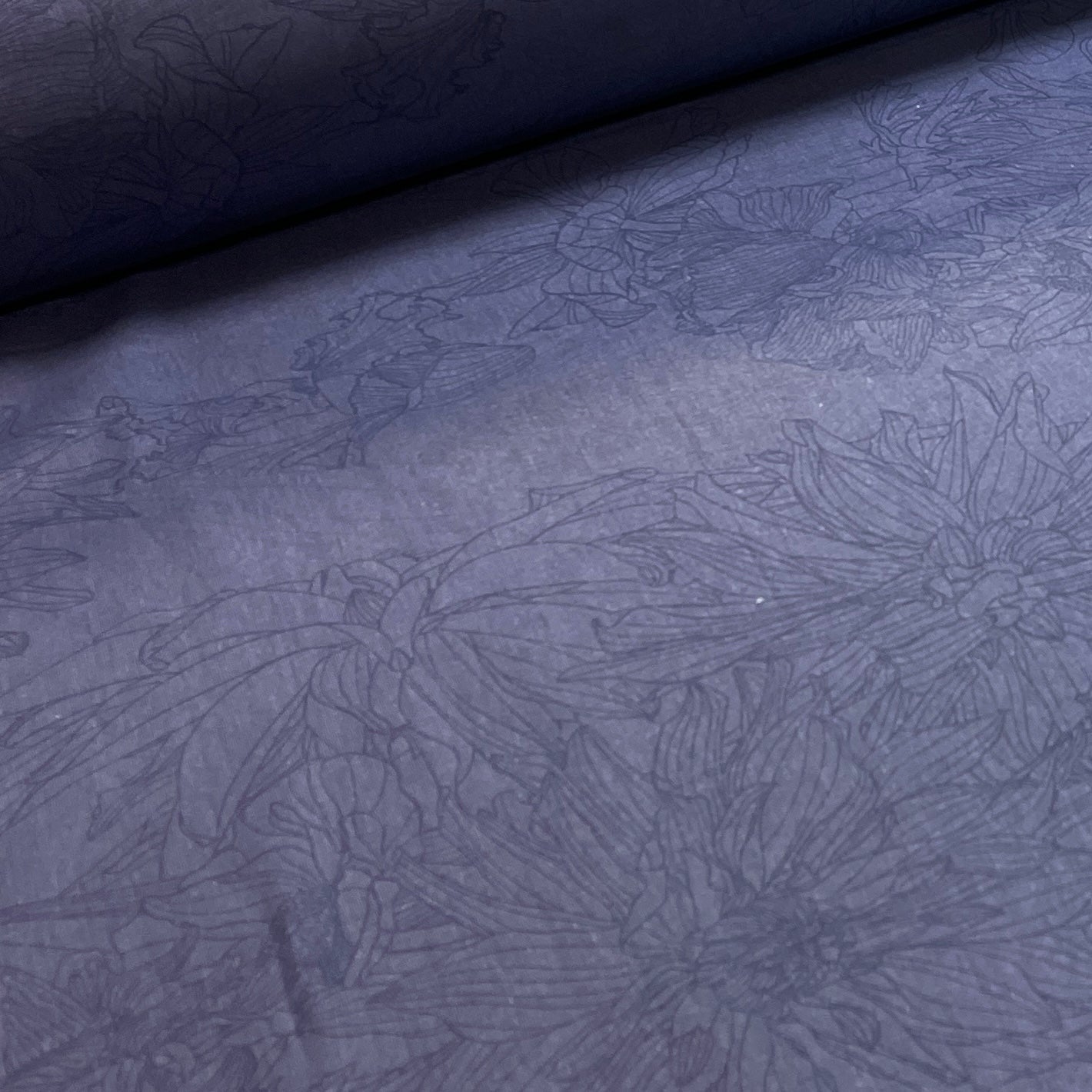 Image with 100% cotton fabric - flowers on dark blue 220cm 146 g/m² – available at Šarlotes audumi