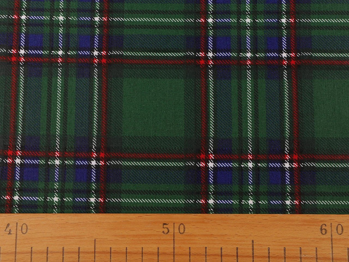 Image of 100% cotton fabric - green Christmas plaid, available online at Šarlotes audumi