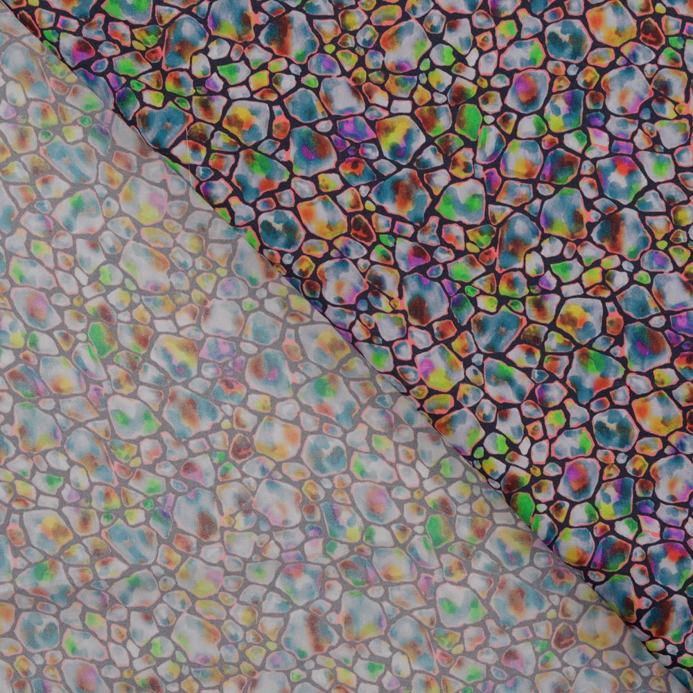 Image de tissu 100 % viscose, mosaïque de cristal – disponible en ligne chez les tissus de Charlotte
