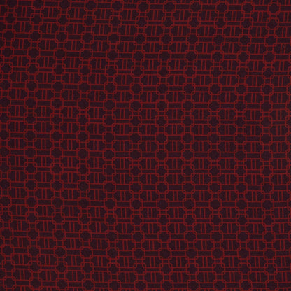 Image d’un tissu 100 % viscose, à motif de chaînes rouge, 135 g/m² – disponible en ligne chez Šarlotes audumi