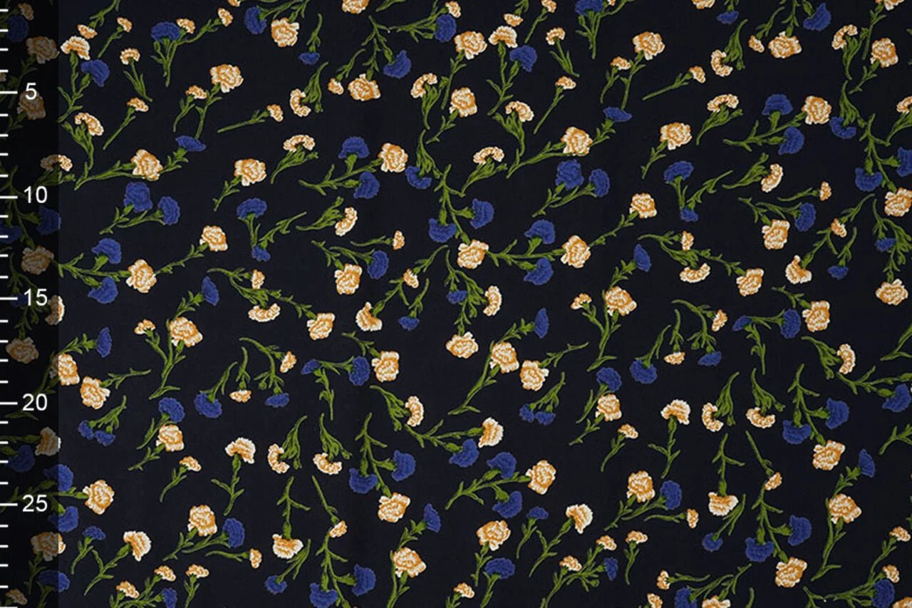 alt
Image of 100% viscose fabric - delicate blue flowers 135 g/m² – available at Šarlotes audumi