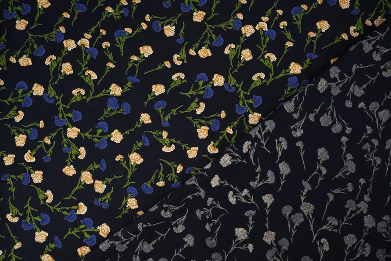 Image of 100% viscose fabric - delicate blue little flowers 135 g/m² – available at Šarlotes audumi