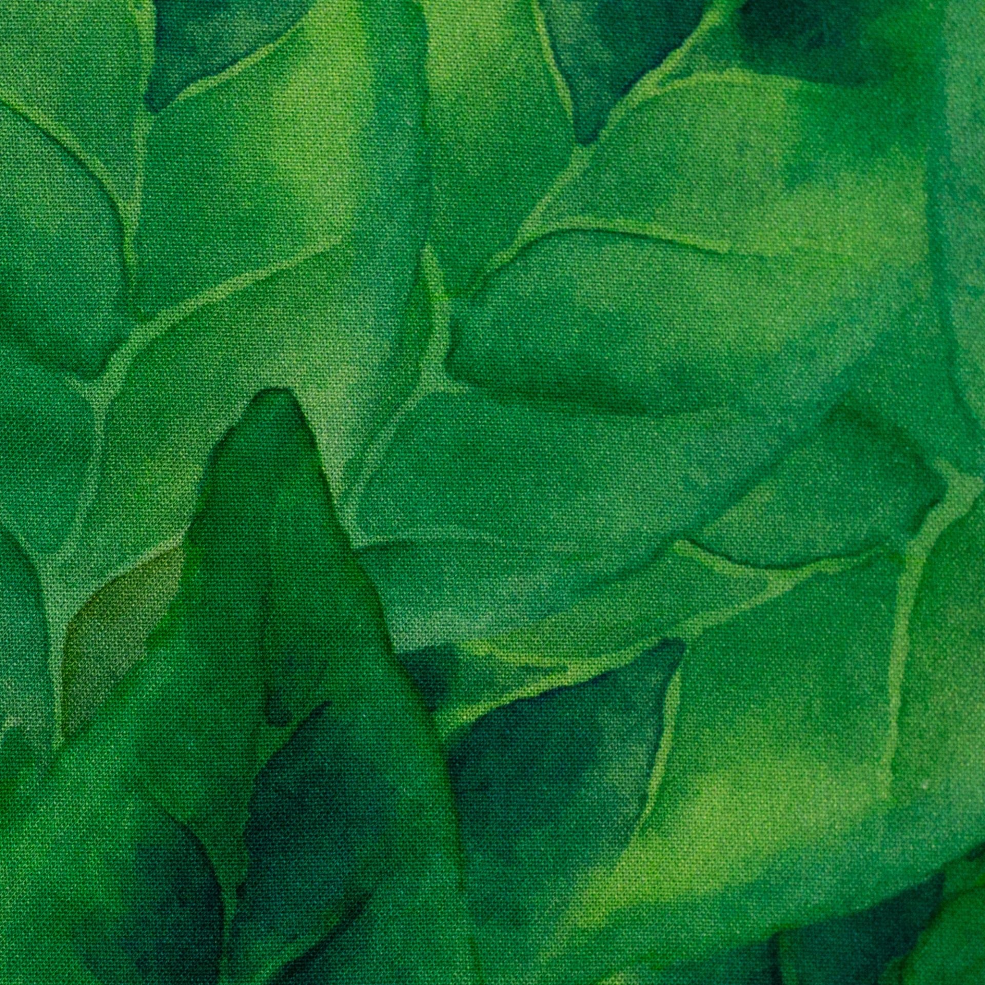 Tissu 100 % viscose - feuillage émeraude 125 g/m² - disponible chez Šarlotes audumi