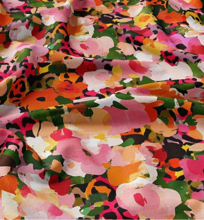 Image of 100% viscose fabric - floral jungle 125 g/m² – available at Šarlotes audumi