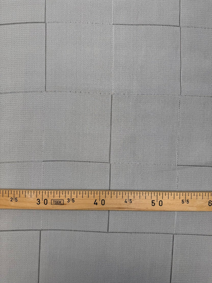 Italian viscose and silk fabric in gray checkered pattern – 120 g/m²