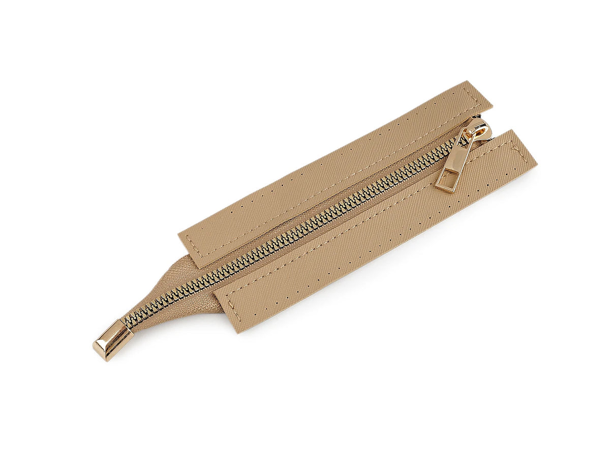 Bag zipper with faux leather trim – beige