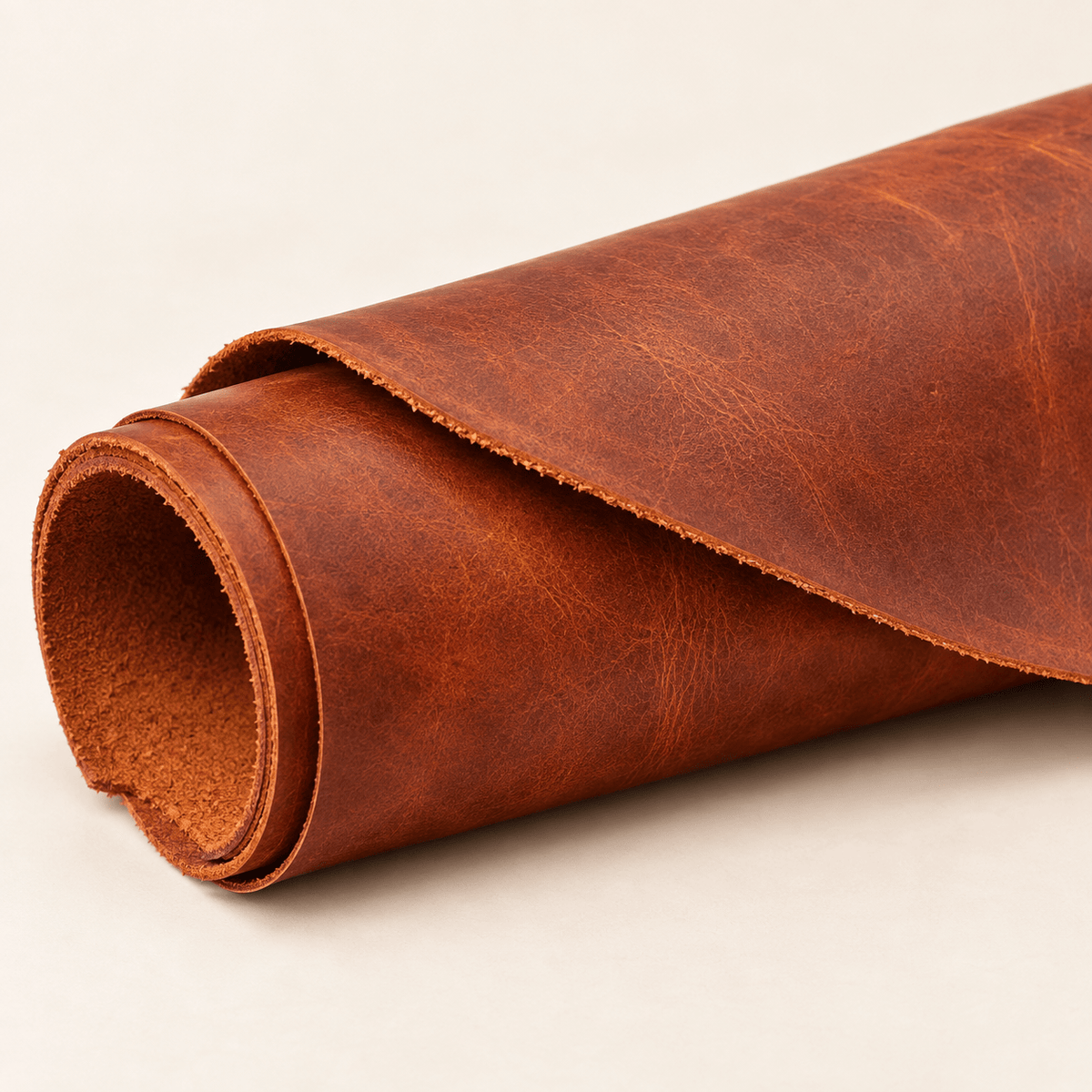 Image with 5. Natural Crazy Horse leather, durable, flexible and characterized by its vintage look. 1.2–1.5 mm – available online at Charlotte's Fabrics