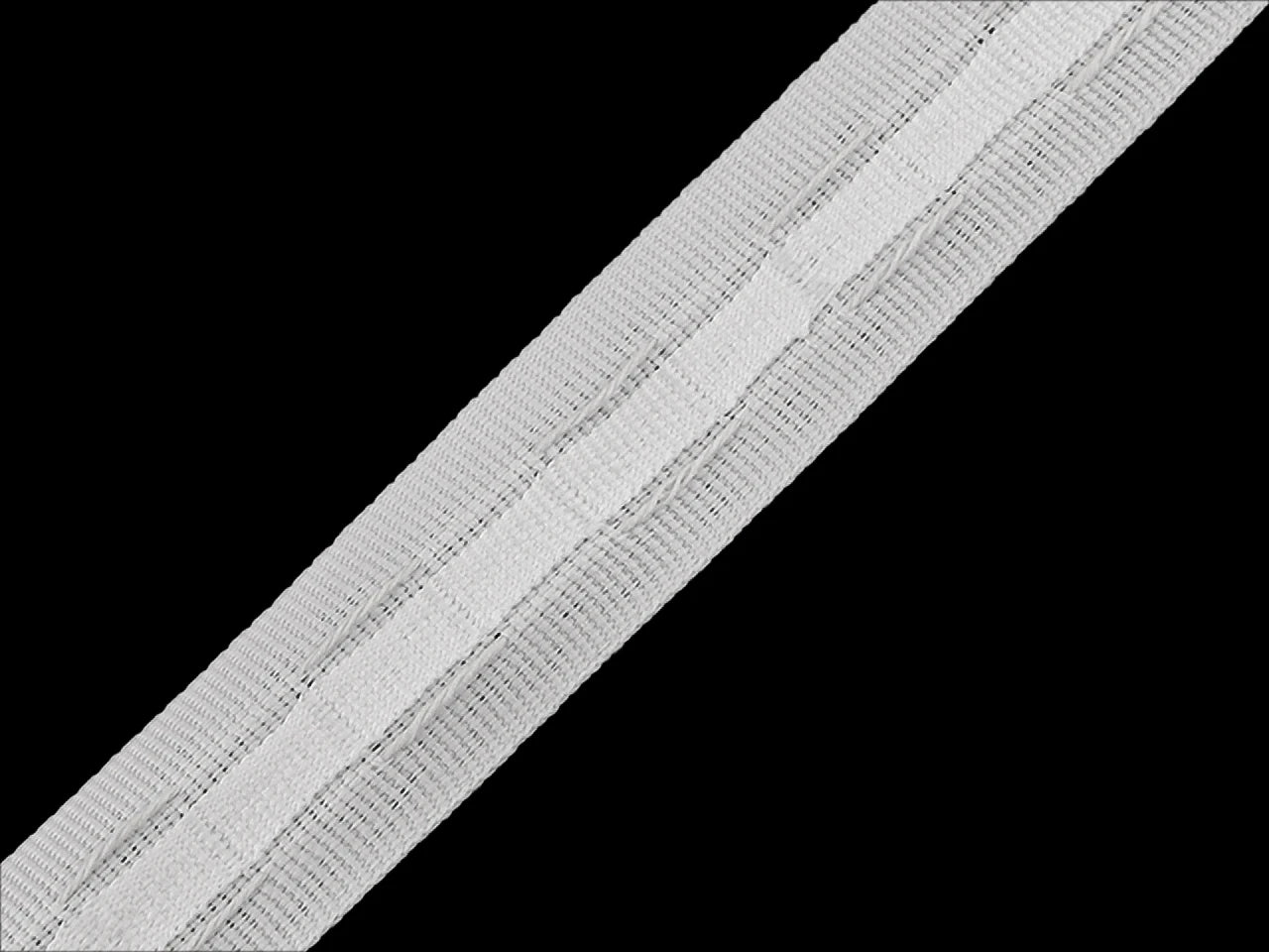 Ruban pour rideaux 25 mm – disponible chez Šarlotes audumi