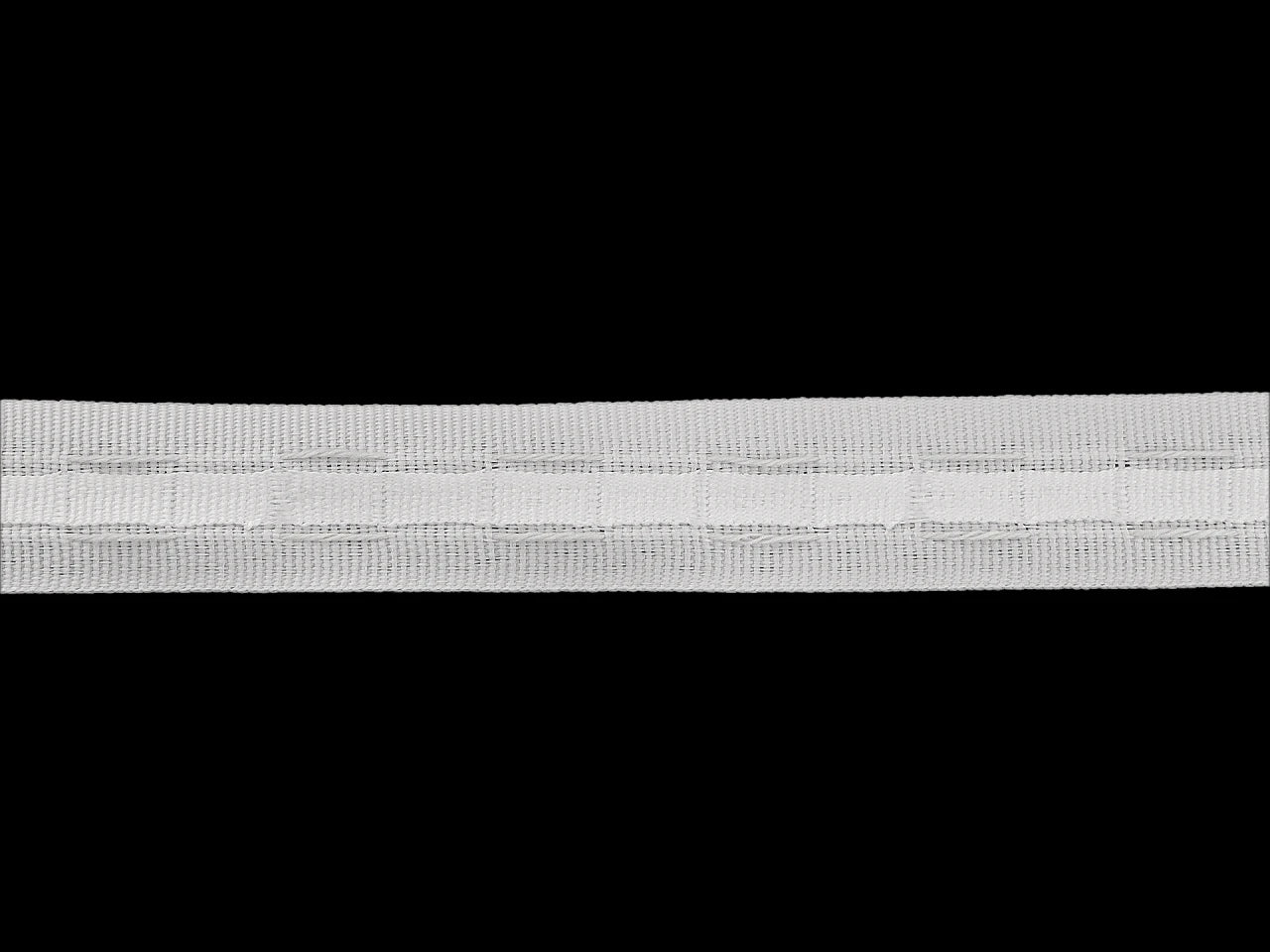 Image de ruban pour rideaux 25 mm, disponible chez Šarlotes audumi