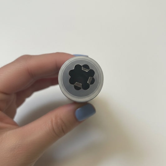 Dekoratīva poga 19 mm-melna puķīte