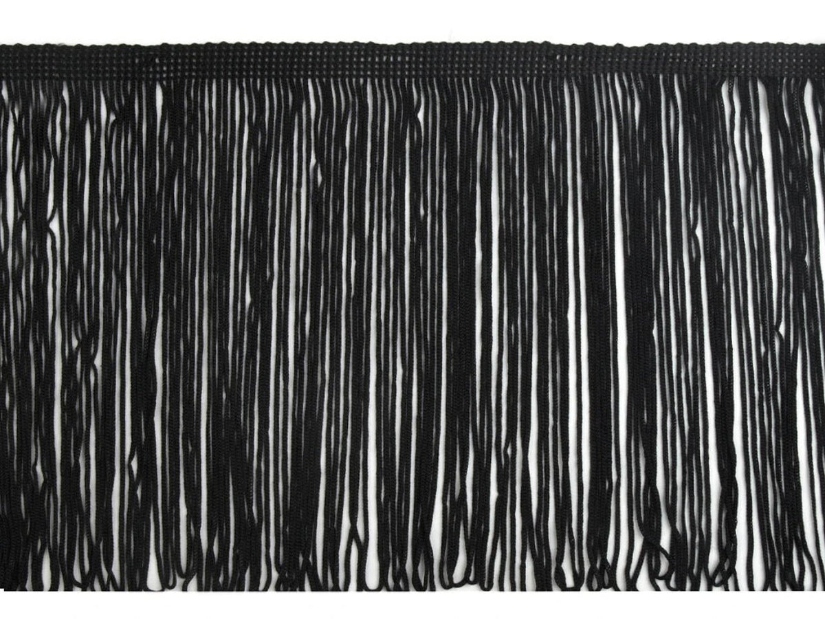 Image with 20 cm wide fringe – available online at Šarlotes audumi