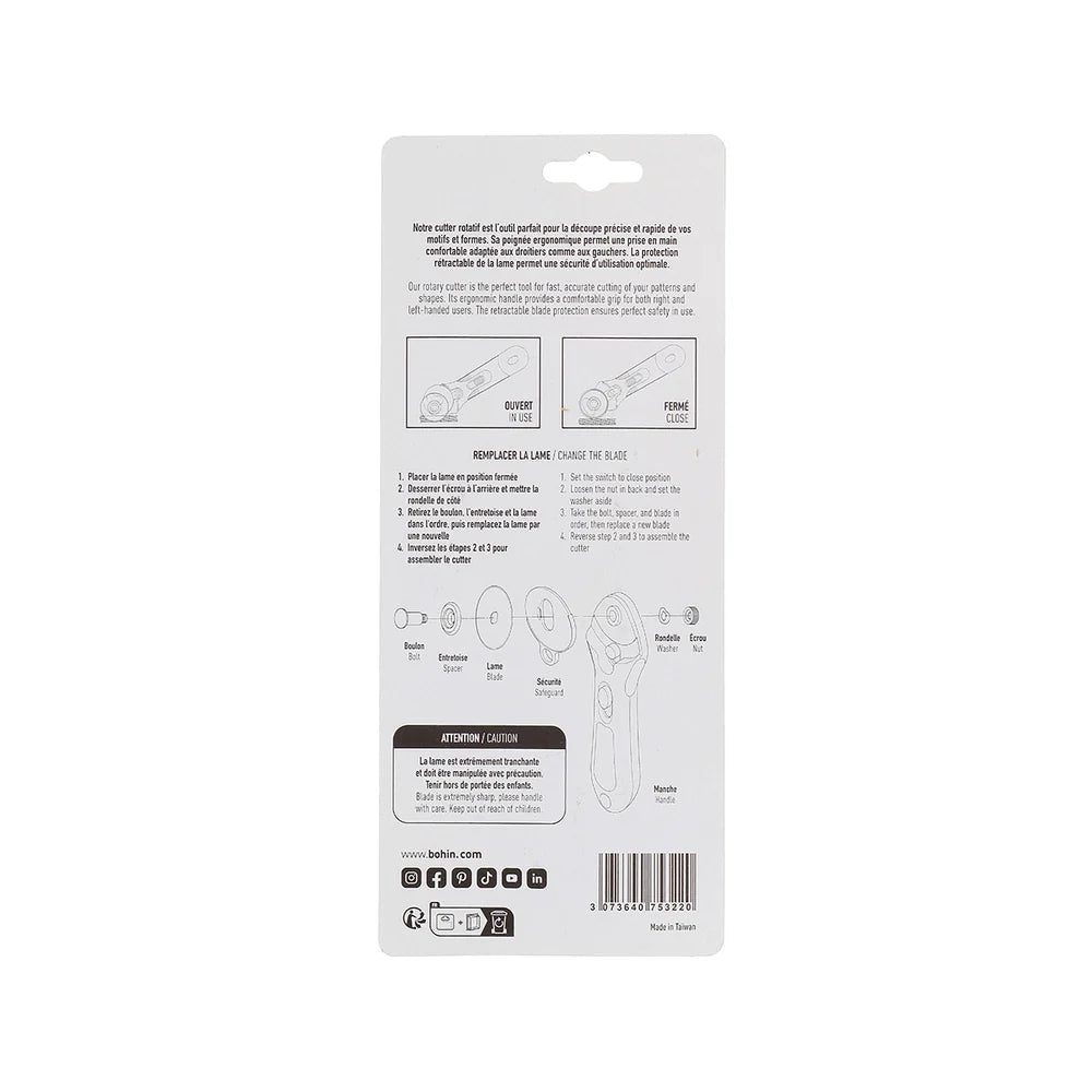 Image of the Bohin rotary fabric cutter – 18 or 45 mm – available online at Šarlotes audumi