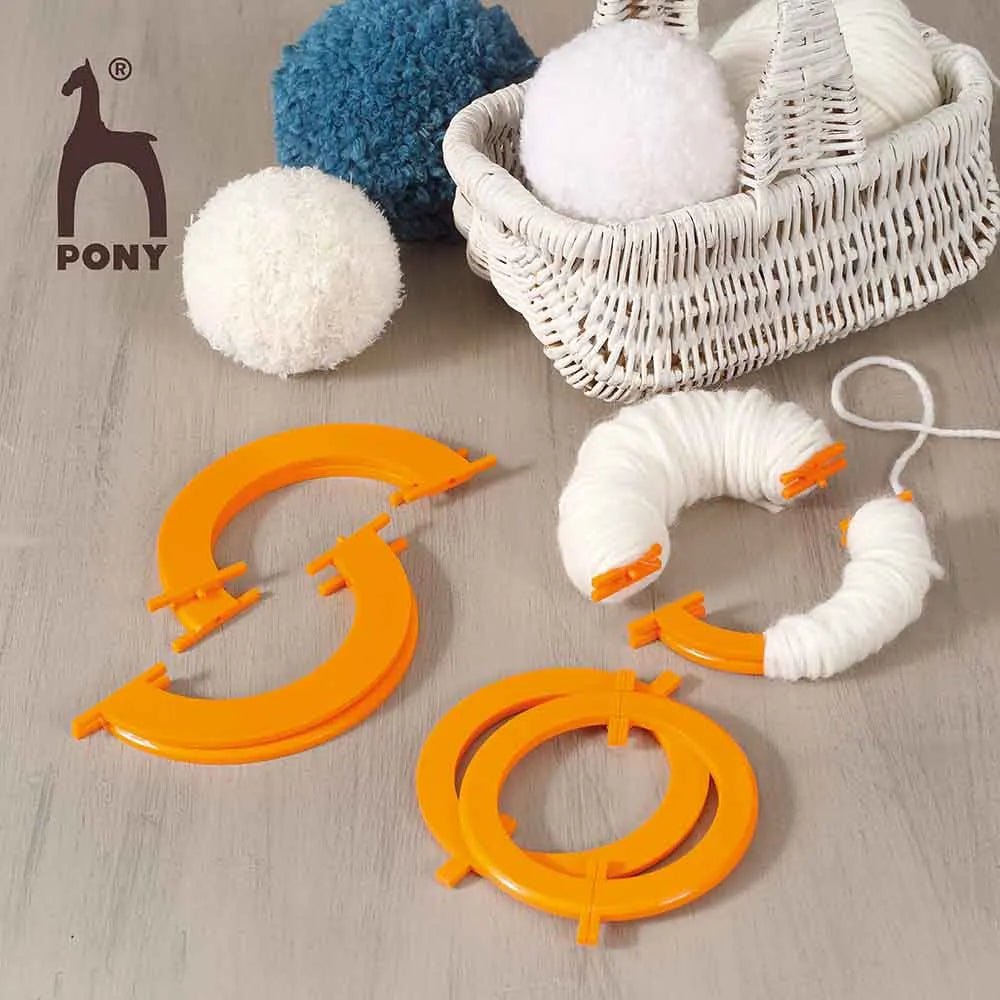 alt
Image with Pony pom-pom maker | various sizes – available at Šarlotes audumi