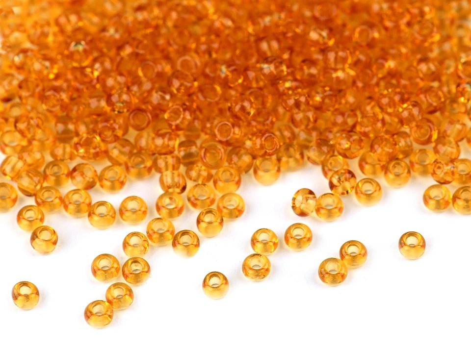 Attēls ar Čehu stikla pērlītes Preciosa 4.5 mm 20 g | dažādu toņu – pieejams Šarlotes audumi