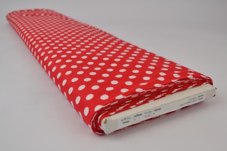 Poplīns-punktiņi uz sarkana fona