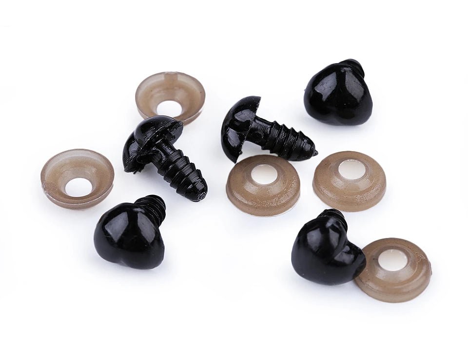 alt
Image with Nose toy accessories – heart shape 12 × 13 mm (pack of 5 pcs) – available at Charlotte's fabrics