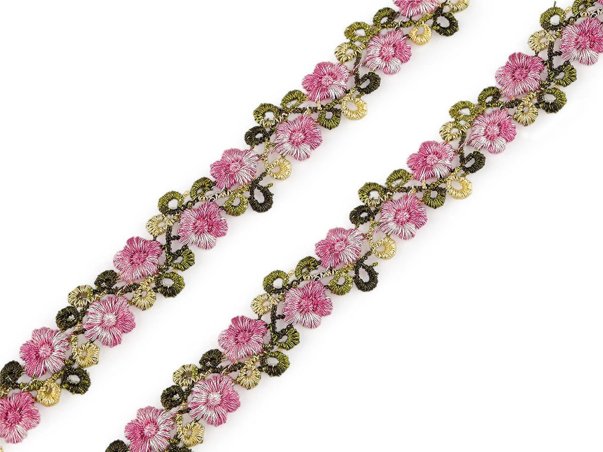 Image of decorative embroidered ribbon with 3D flowers – 20 mm – available online at Šarlotes audumi