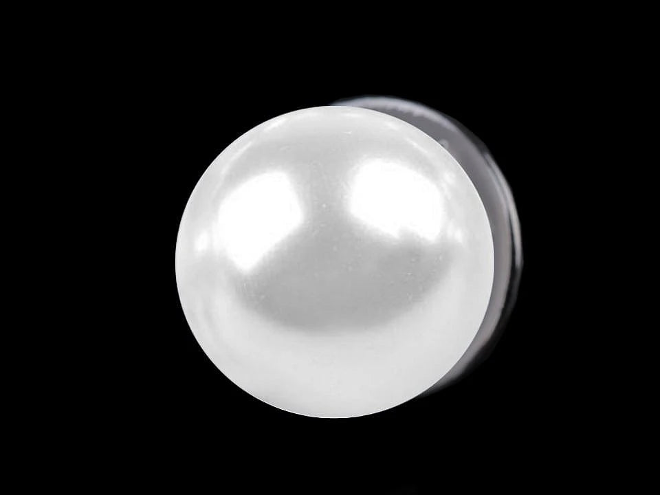 Image of Decorative pearl brooch / button | Ø10 mm – available at Šarlotes audumi