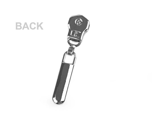 alt
Image with decorative slider, ball for metal zipper No. 5 – available at Šarlotes audumi