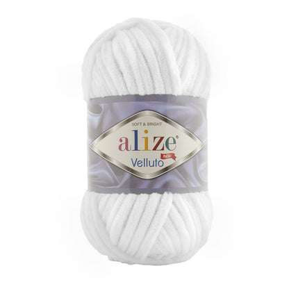 Image with Alize Velluto yarn - 100g / 68m – available at Šarlotes audumi