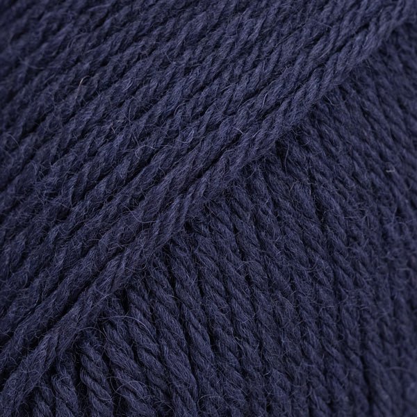 Image of DROPS Saga yarn - 50 g / 100 m - available online at Charlotte's Fabrics