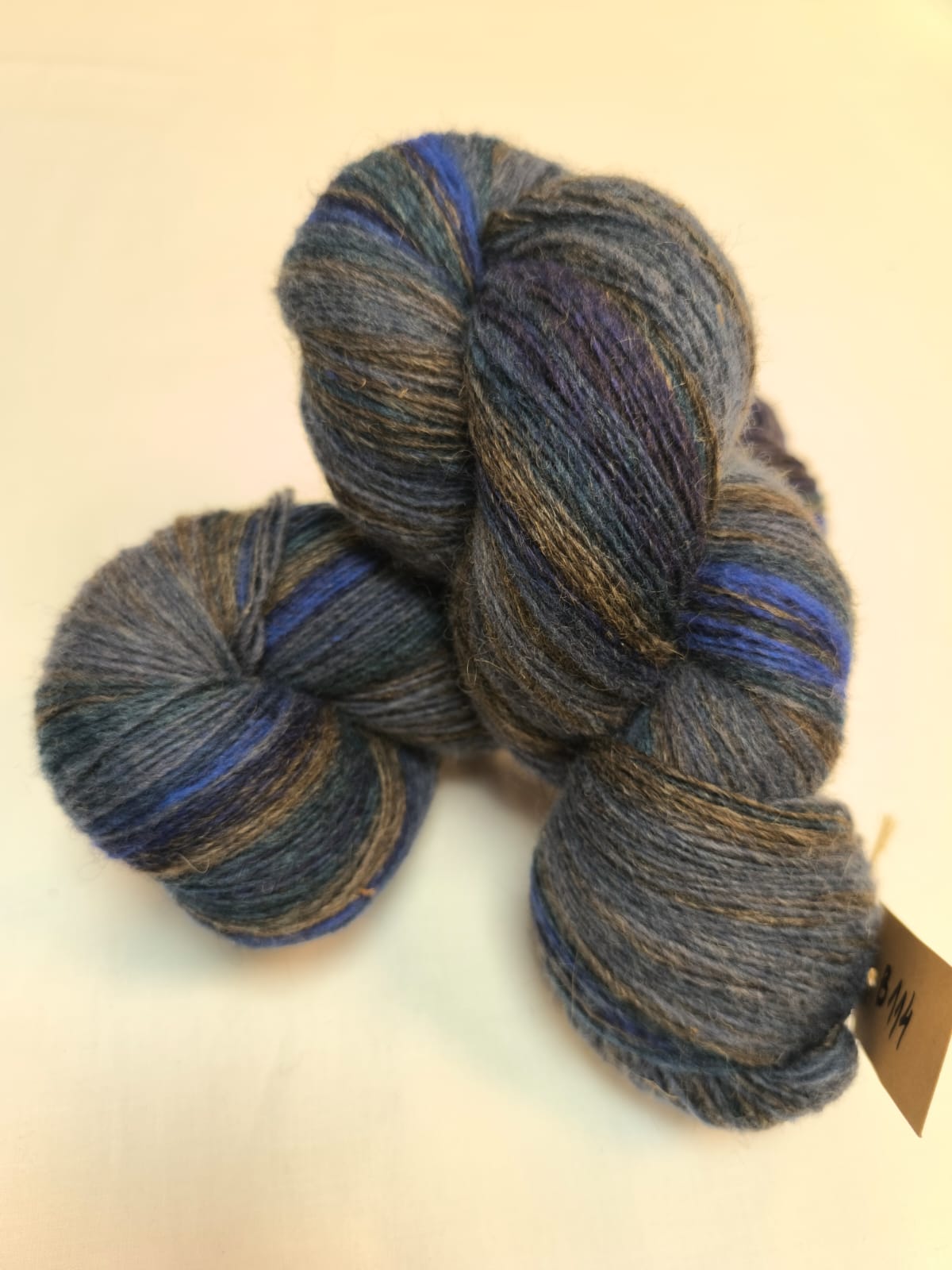 Image of Dzijas Pāces wool yarn – Latvian-made 100% wool – available online at Šarlotes audumi