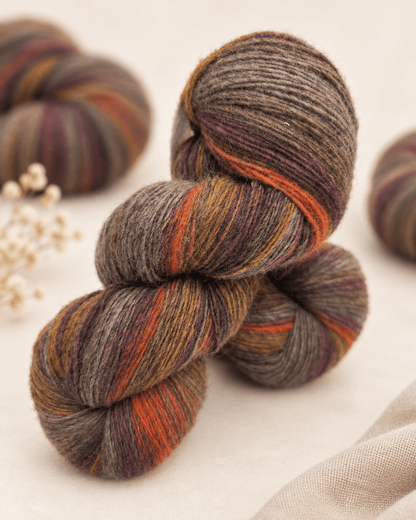 Image of Dzijas Pāces wool yarn – made in Latvia, 100% wool – available online at Šarlotes audumi