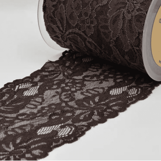 Image de dentelle élastique 15 cm - chocolat – disponible chez Šarlotes audumi