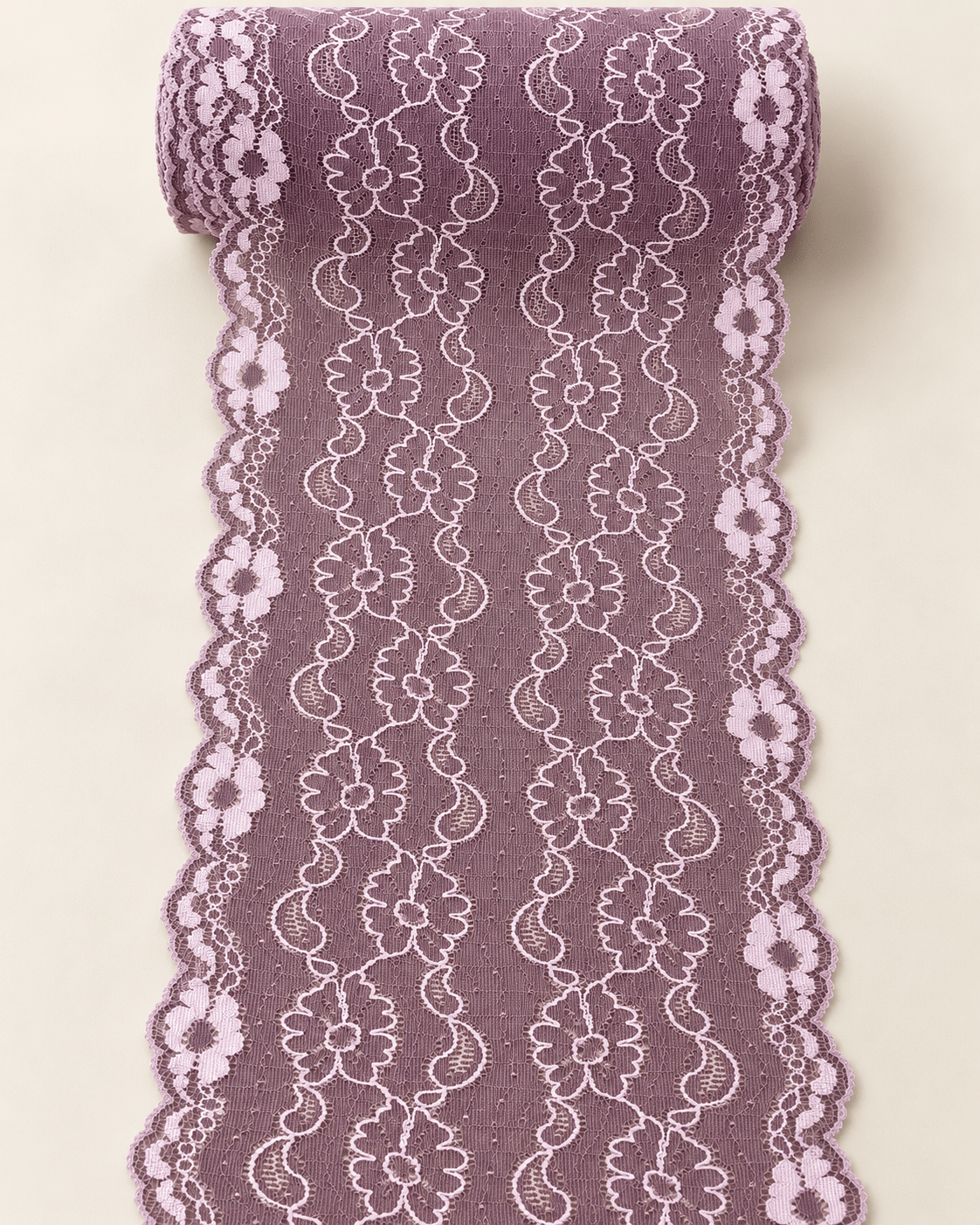 Image avec dentelle élastique 17 cm-lilas – disponible en ligne chez Šarlotes audumi
