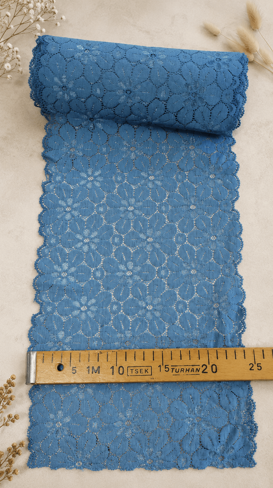 Bild von elastischer Spitze 24 cm – rauchblau, erhältlich bei Šarlotes audumi